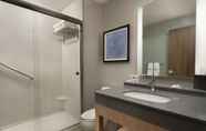 Toilet Kamar 7 Hyatt Place Amarillo-West