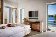 Kamar Tidur Belvedere Waterfront Villa & Suites