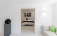 Ruang untuk Umum 7 the white design apartment