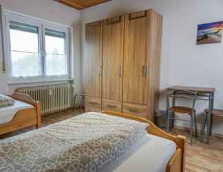 Bilik Tidur 2 Monteurzimmer Hochsal