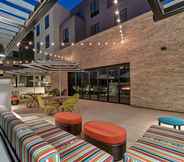 Lobi 5 Home2 Suites by Hilton Atascadero, CA