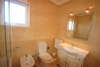 In-room Bathroom Gisela 8 em Vilamoura T2