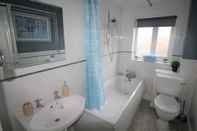 Toilet Kamar 3 Bed House in Thorne Newly Refurbished Throughout