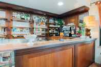 Bar, Kafe, dan Lounge Hotel B&B Country Club Sport