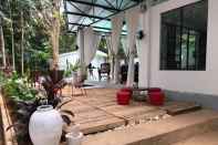 Ruang untuk Umum Balconahe Resto Camp