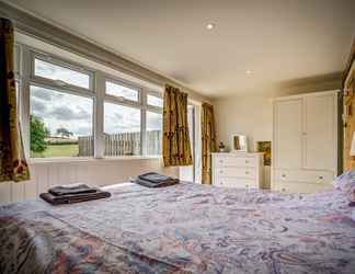 Bedroom 2 Top Barn