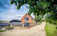 Exterior 5 Top Barn