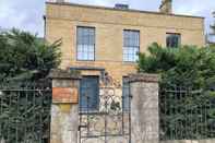 Exterior Cotswold House