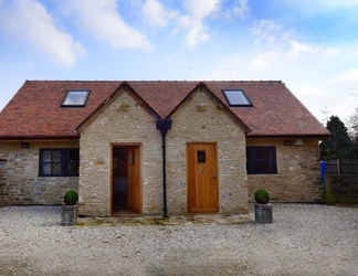 Exterior 2 Dove House Cottage 1