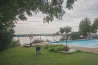 Swimming Pool Camping la Breña