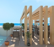 Restaurant 7 Enorme Santanna Beach