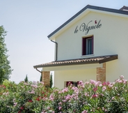 ภายนอกอาคาร 6 Alloggi Agrituristici Le Vignole