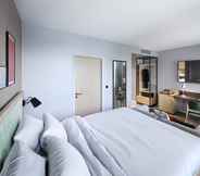 Bedroom 3 Hilton Garden Inn Paris Orly Airport