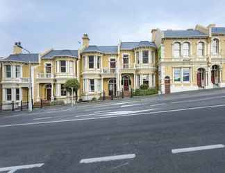 Bangunan 2 The Stuart St Terraced House