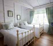 Bilik Tidur 2 Lligwy Beach Cottage