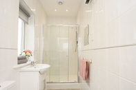 In-room Bathroom Bwthyn Tyn y Coed