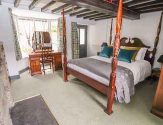 Bedroom 2 Eyton Cottage