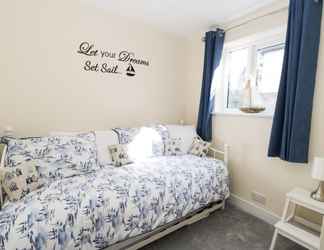 Bedroom 2 Sailors Lodge