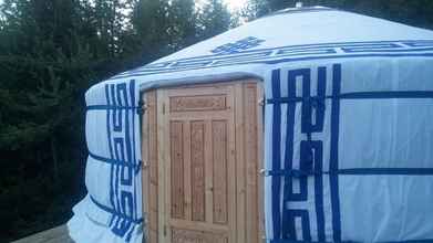 Exterior 4 Iceland Yurt