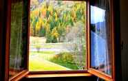 Nearby View and Attractions 7 Monterosa Apartment