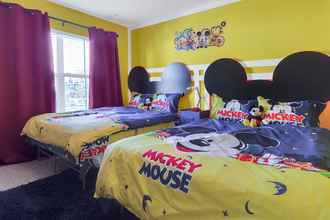 Bedroom 4 4BR Luxury home, Themed rooms -10 Minutes to Disney