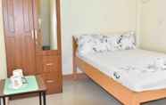 Bilik Tidur 3 Charlina Rooms for Rent