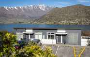 Nearby View and Attractions 5 Gorgeous Lake & Mountain View Apartment