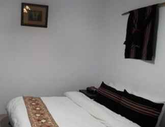 Kamar Tidur 2 Energetic Mary B&B