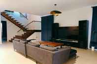 Ruang untuk Umum Luxury House Collection Six beds