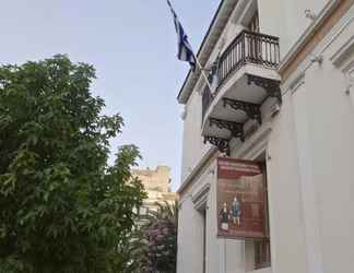 Bangunan 2 Agia Sofia Apartment