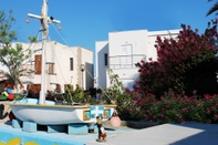 Swimming Pool Panorama Beach House