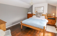 Bedroom 2 Woodland Cottage