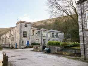 Exterior 4 Wye Apartment, Litton Mill