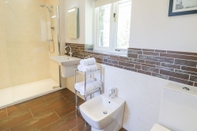 In-room Bathroom Nant Y Gwernan