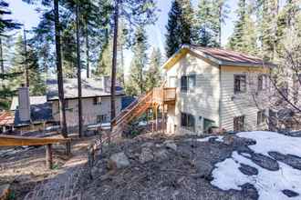 Exterior 4 Yosemite Woods-upper