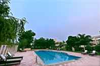 Kolam Renang Pride Kadamb Kunj Resort - Bharatpur