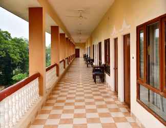 Sảnh chờ 2 Pride Kadamb Kunj Resort - Bharatpur