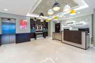 Lobi Premier Inn Doha Airport