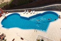 Swimming Pool Residencial Playa Paraiso