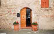 Bên ngoài 2 Charming Borgo Medievale Apartment