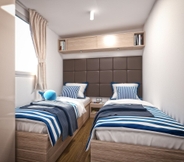 Kamar Tidur 5 Mobilhome Victoria Camping Lanterna