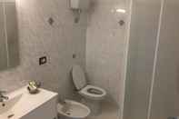 In-room Bathroom Corte Soriano