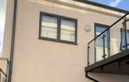 Exterior 6 Riis Apartments Camberley