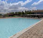 Swimming Pool 2 Foro Appio Mansio Hotel