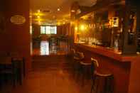 Bar, Kafe, dan Lounge Aonang Inn