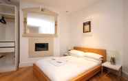 Bedroom 3 Cosy Studio Oxford Street Best Location