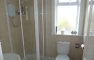 In-room Bathroom 6 Whitemoor House B&B