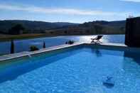 Swimming Pool Chambres d'Hôtes Clos du Gaja