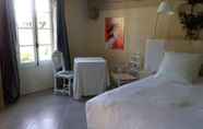 Bedroom 5 Chambres d'Hôtes Clos du Gaja