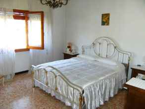 Bedroom 4 Villa Rosselli